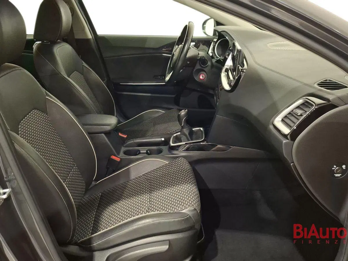 Kia XCeed usata a Firenze (17)