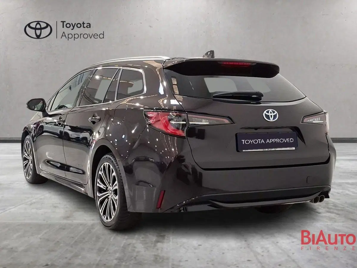 Toyota Corolla Touring Sports usata a Firenze (5)