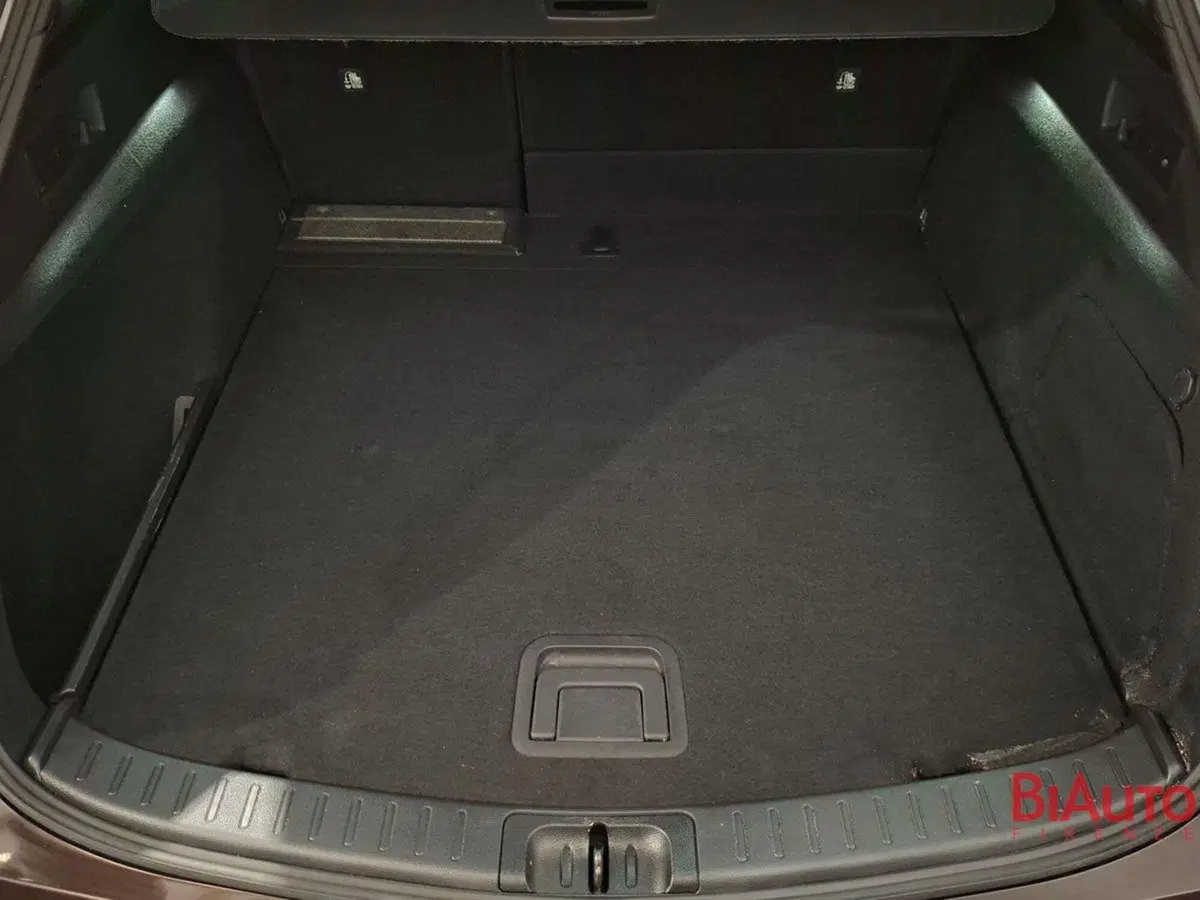 Toyota Corolla Touring Sports usata a Firenze (6)