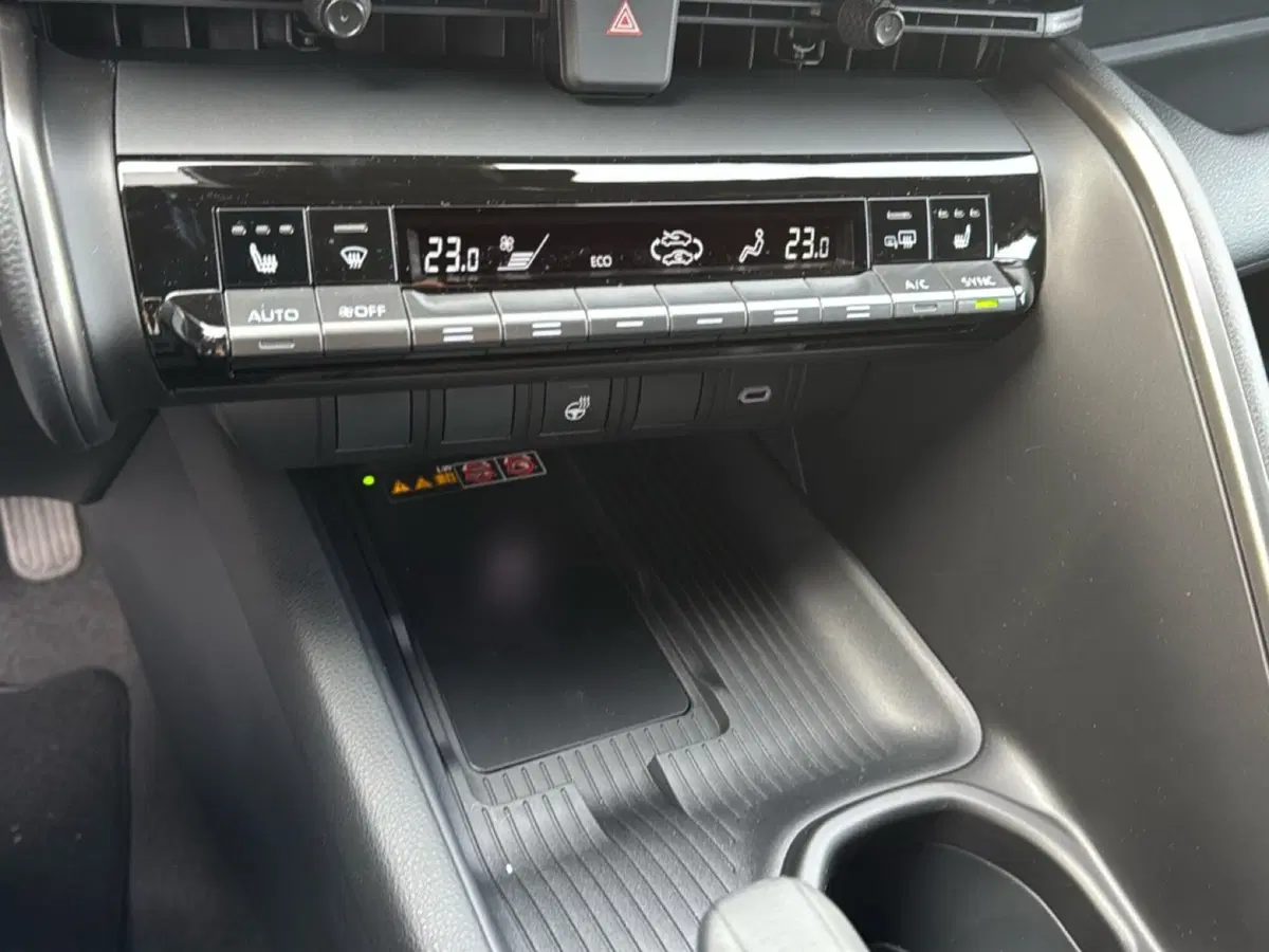 Toyota Toyota C-HR nuova a Ferrara (12)