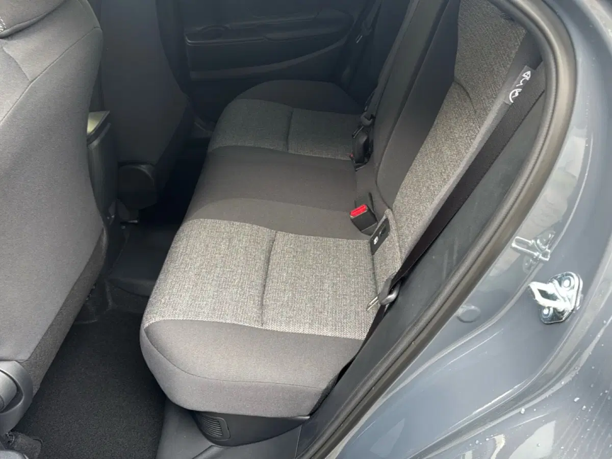 Toyota Toyota C-HR nuova a Ferrara (8)