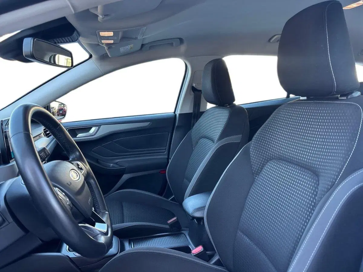Ford Focus Station Wagon usata a Pescara (11)