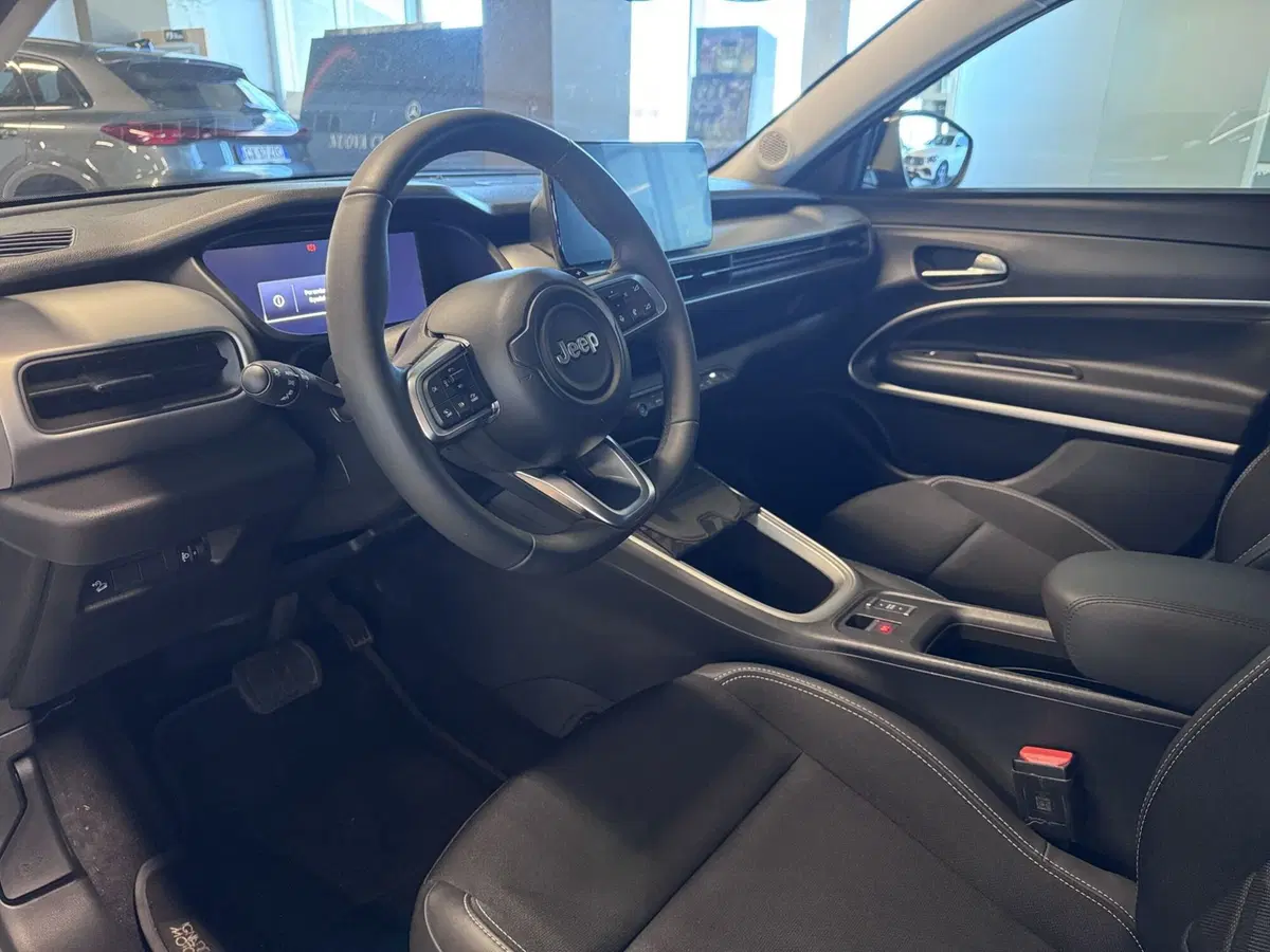 Jeep Avenger usata a Messina (7)