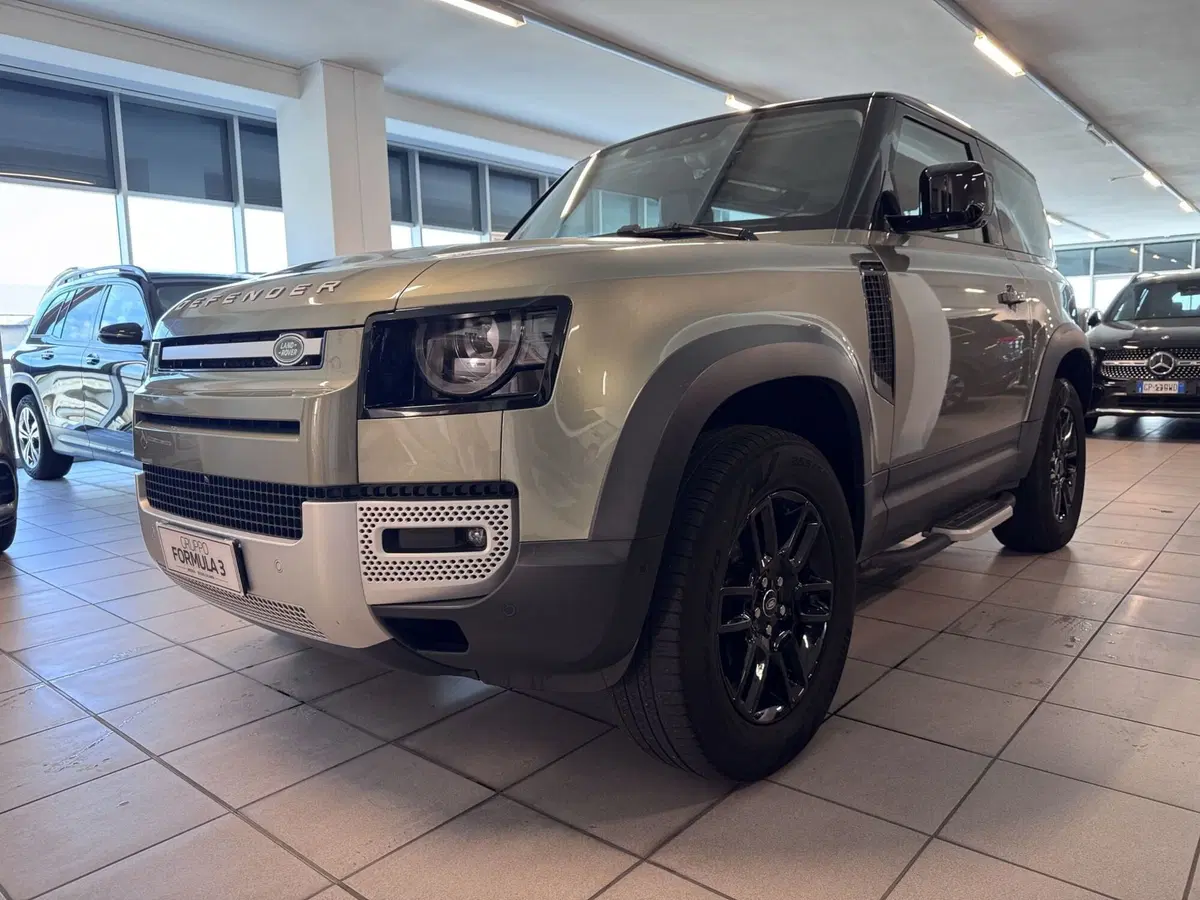 Land Rover Defender usata a Messina
