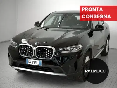 BMW X4 xdrive20d mhev 48V auto del 2023 usata a Prato