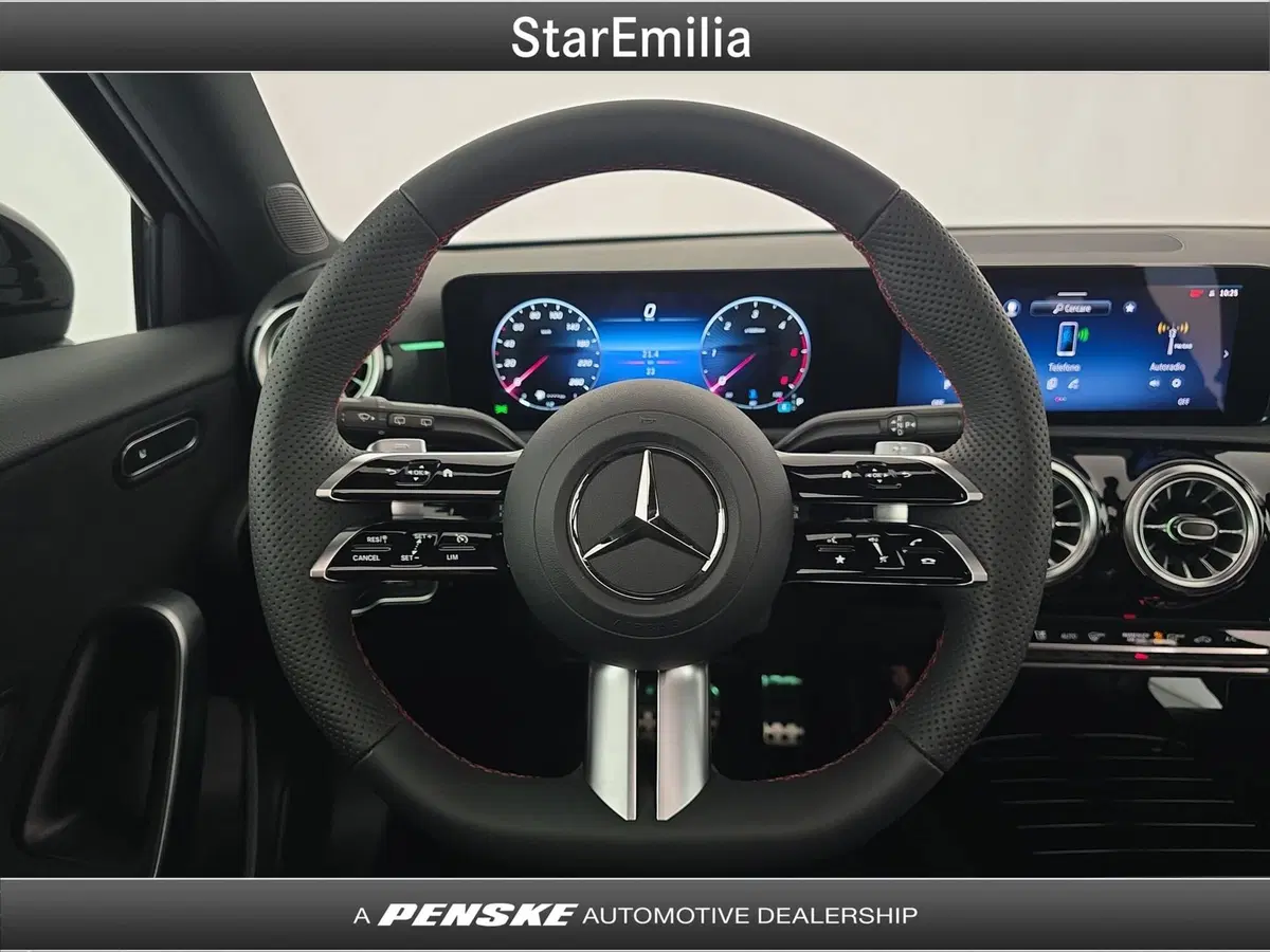 Mercedes-Benz Classe A nuova a Ferrara (19)