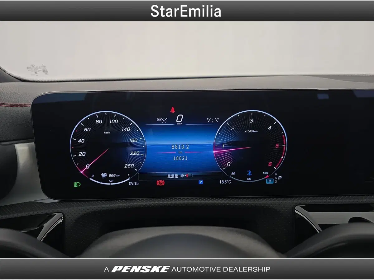 Mercedes-Benz CLA Shooting Brake usata a Ferrara (15)