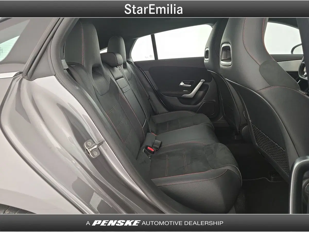 Mercedes-Benz CLA Shooting Brake usata a Ferrara (18)