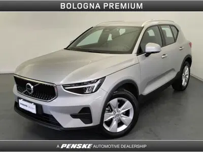 Volvo XC40 2.0 b3 Core auto del 2025 usata a Casalecchio di Reno