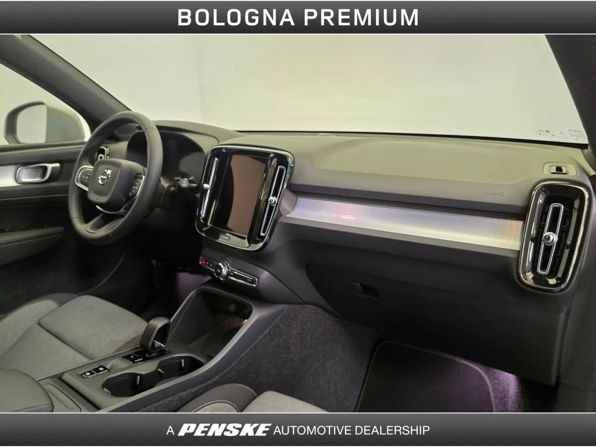 Volvo XC40 usata a Bologna (16)