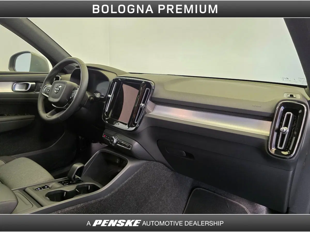 Volvo XC40 usata a Bologna (18)