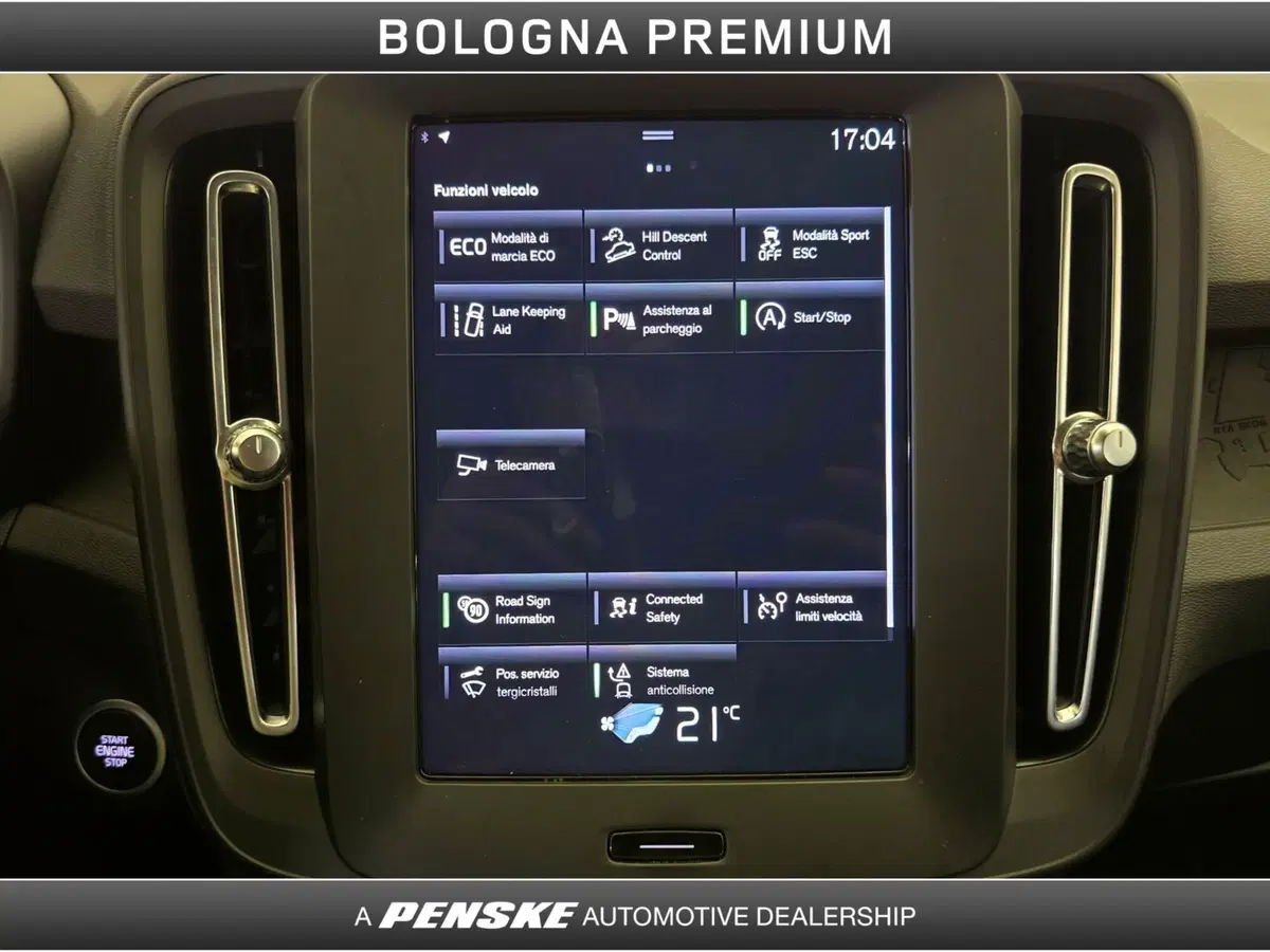 Volvo XC40 usata a Bologna (12)