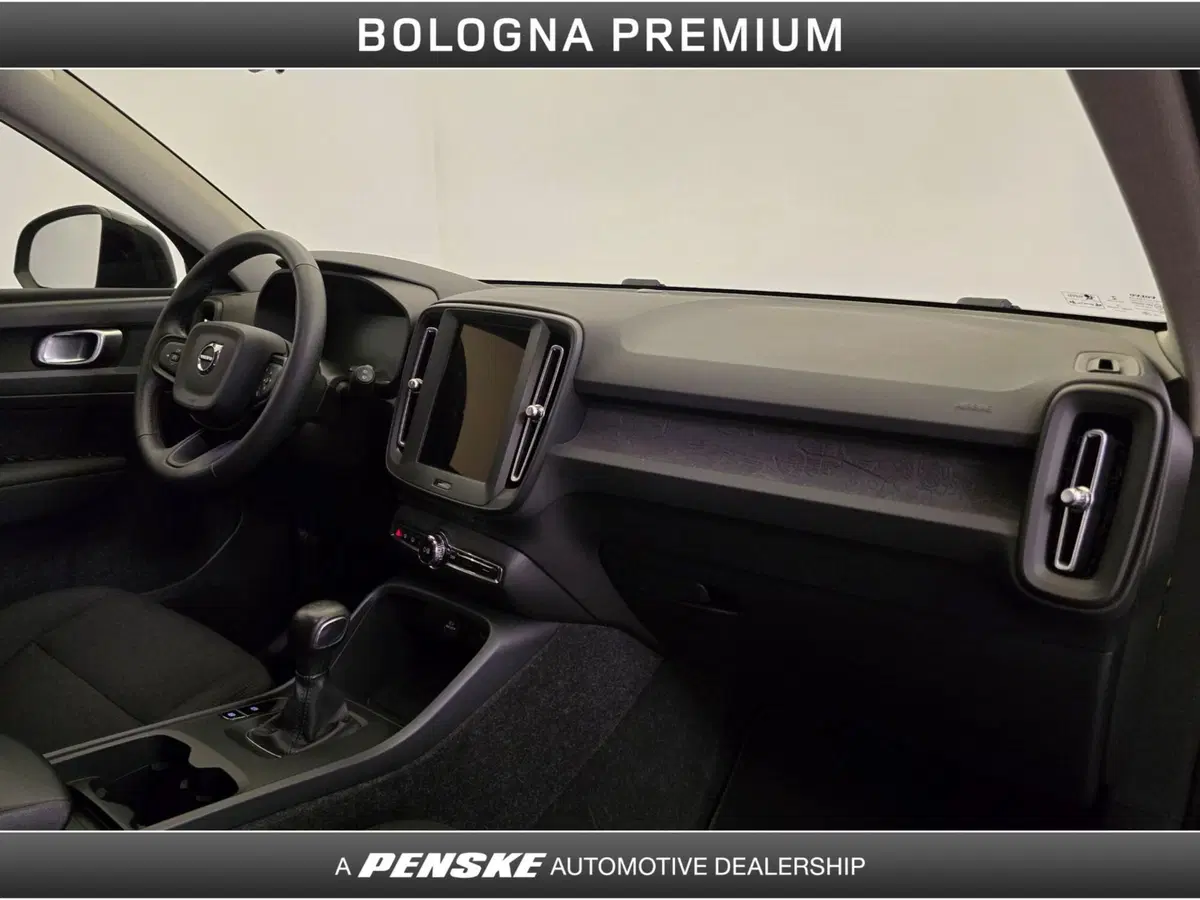 Volvo XC40 usata a Bologna (16)