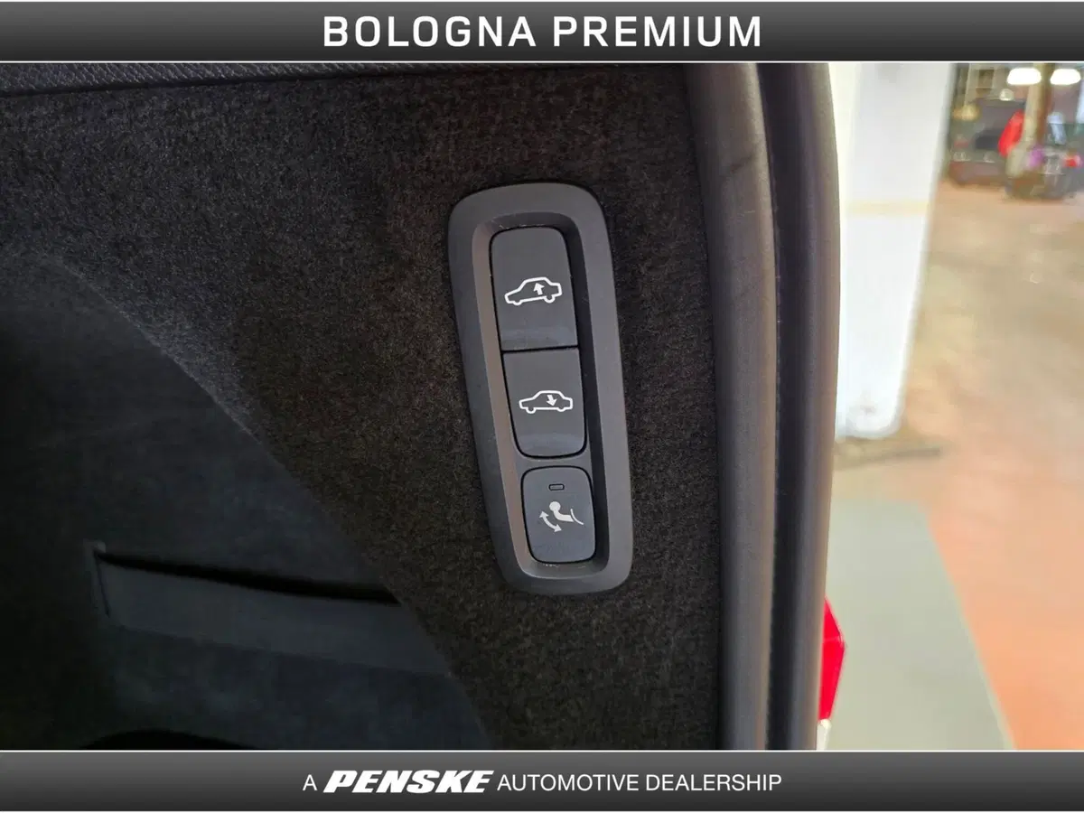 Volvo XC90 usata a Bologna (13)