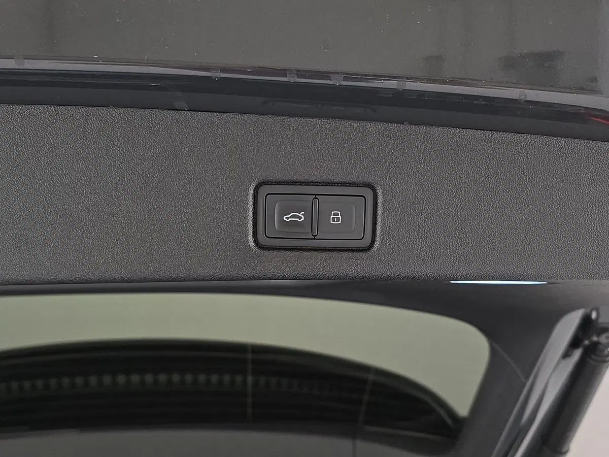 Audi Q5 Sportback nuova a Cuneo (10)
