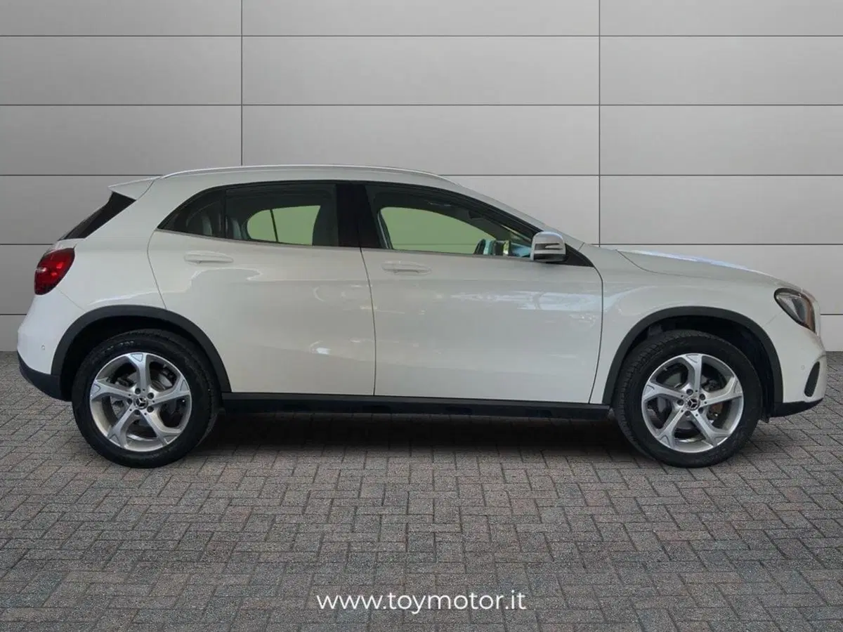 Mercedes-Benz GLA SUV usata a Perugia (5)