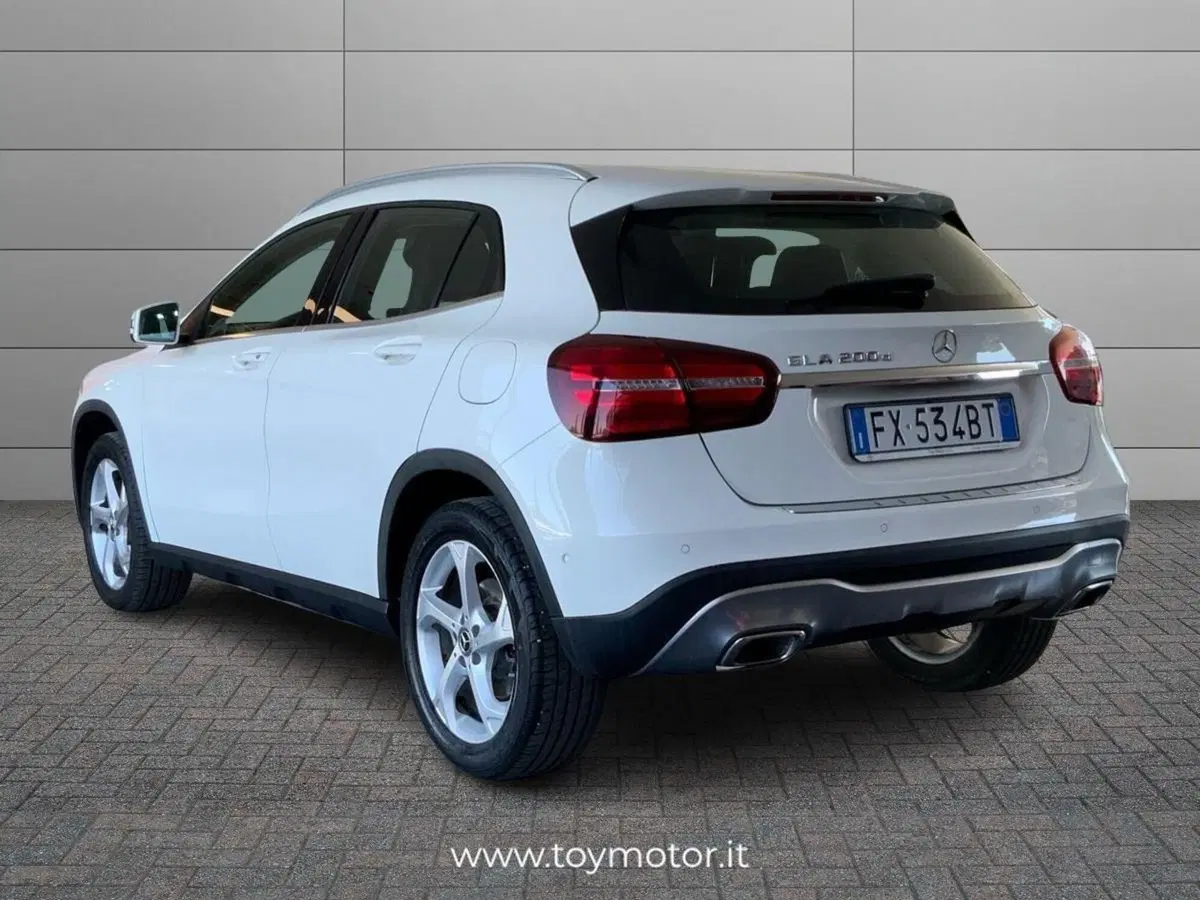 Mercedes-Benz GLA SUV usata a Perugia (6)