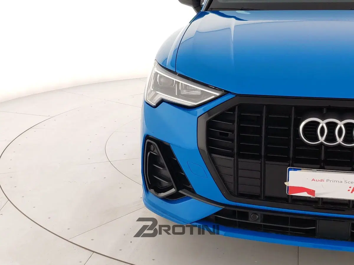 Audi Q3 Sportback usata a Massa-Carrara (5)