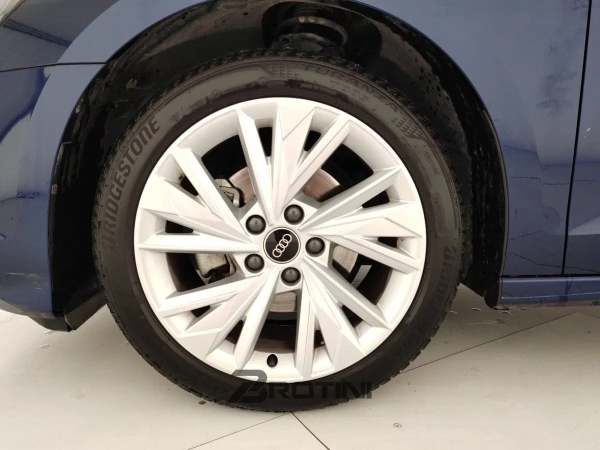 Audi A3 Sportback usata a Massa-Carrara (6)