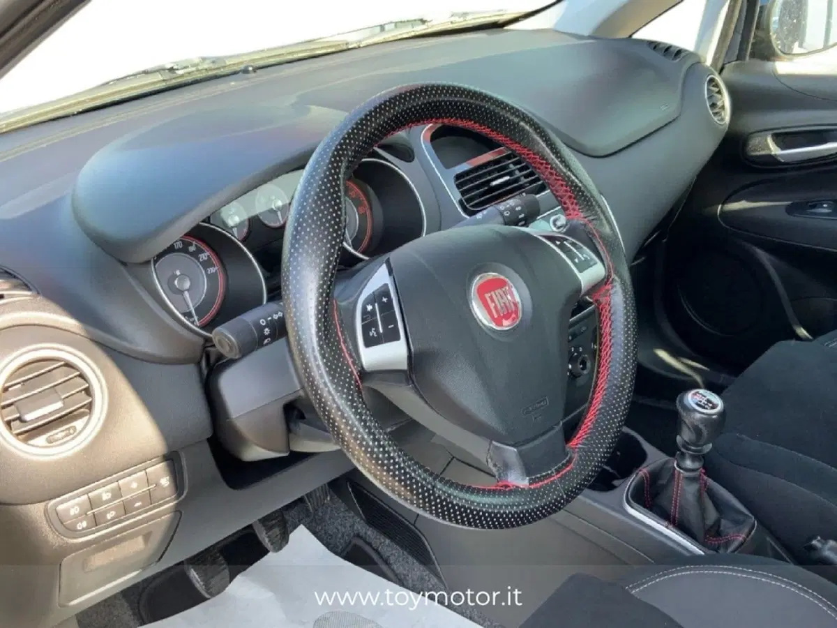 Fiat Punto usata a Perugia (10)