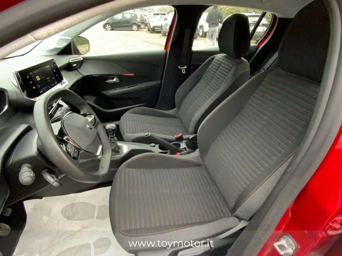 Peugeot 208 usata a Perugia (11)