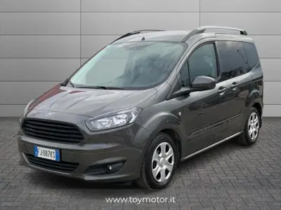 Ford Tourneo Courier 1.0 EcoBoost 100 CV Plus del 2017 usata a Perugia
