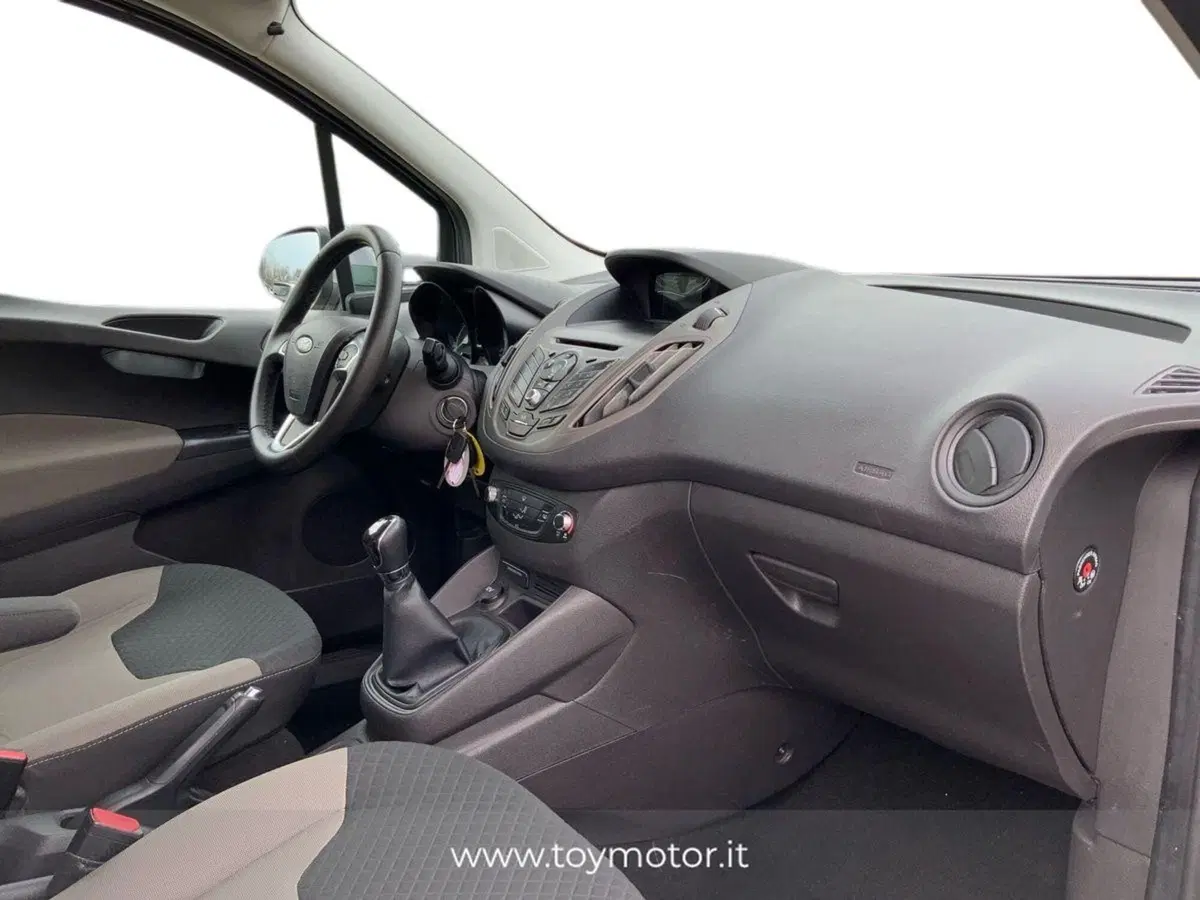 Ford Tourneo Courier usata a Perugia (12)