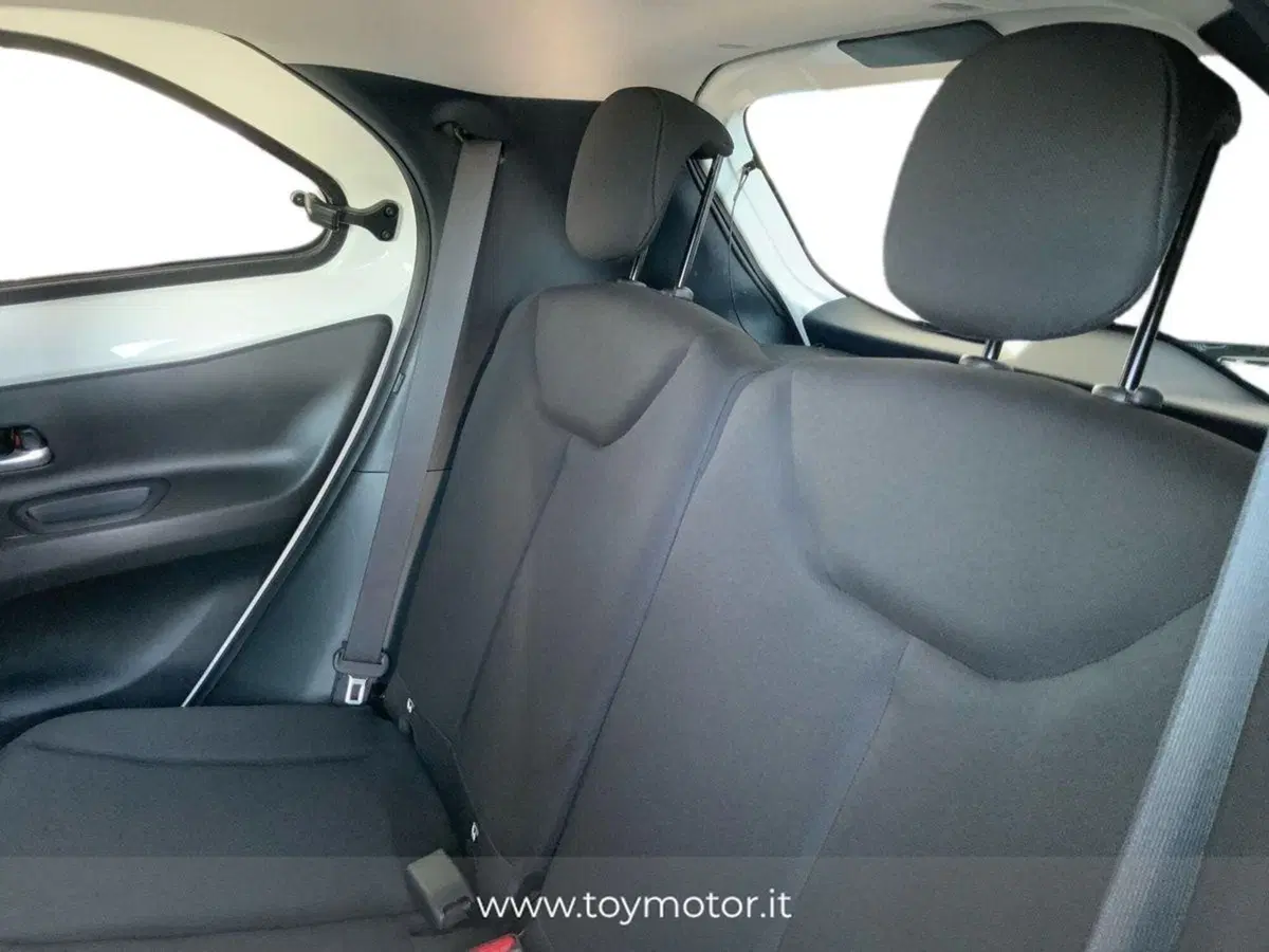 Toyota Aygo X usata a Perugia (12)