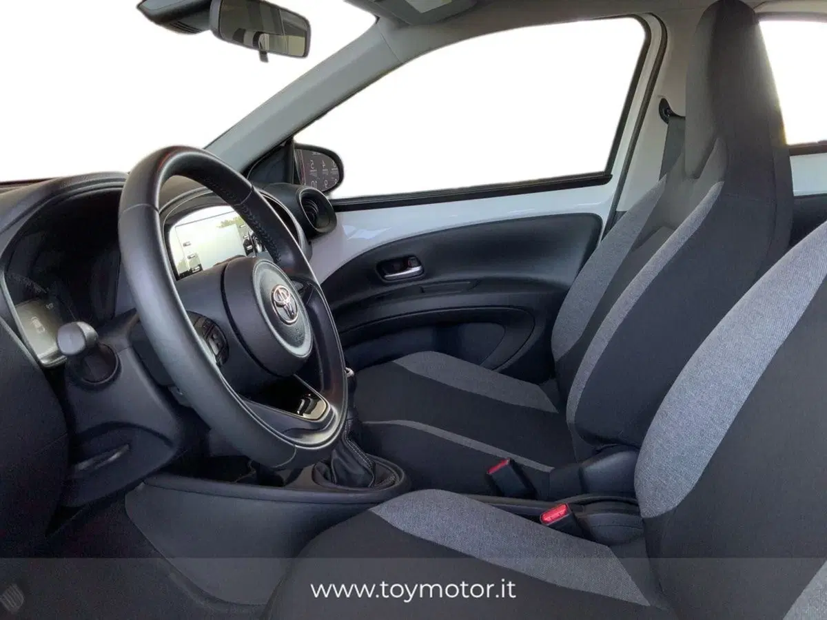 Toyota Aygo X usata a Perugia (17)