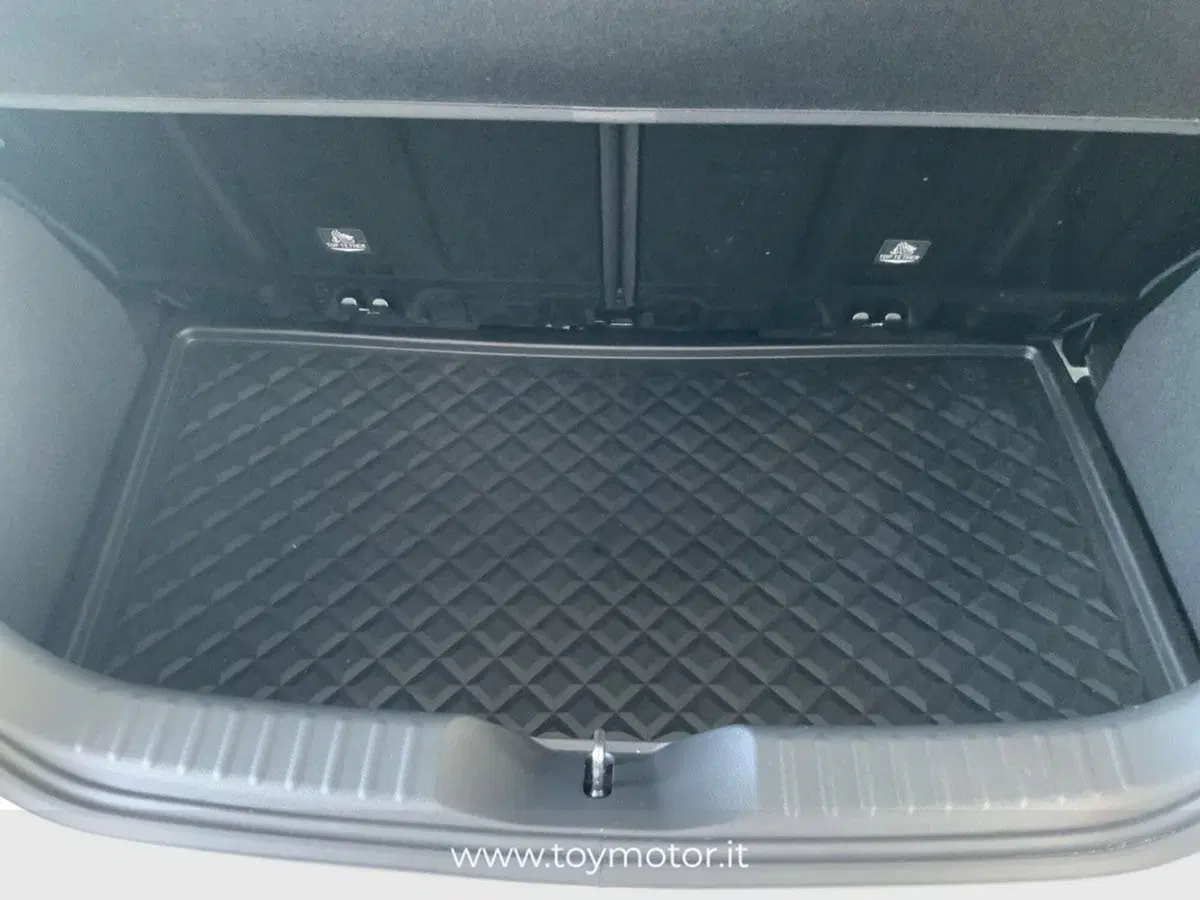 Toyota Aygo X usata a Perugia (7)