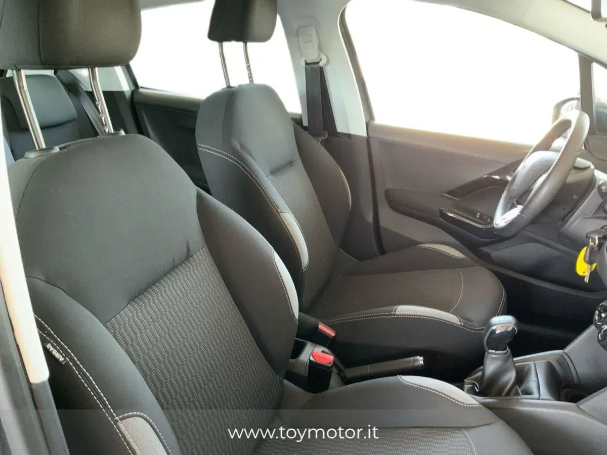Peugeot 208 usata a Perugia (10)