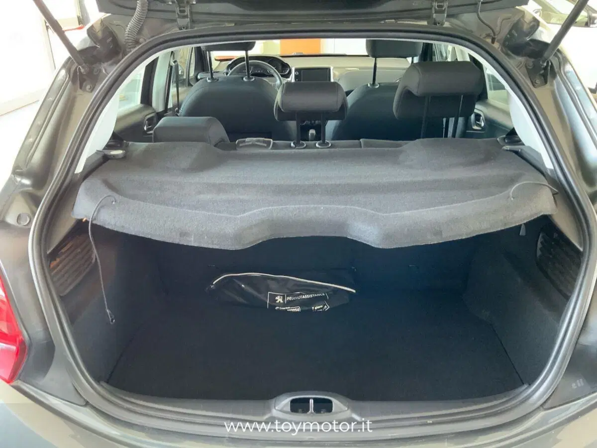 Peugeot 208 usata a Perugia (14)