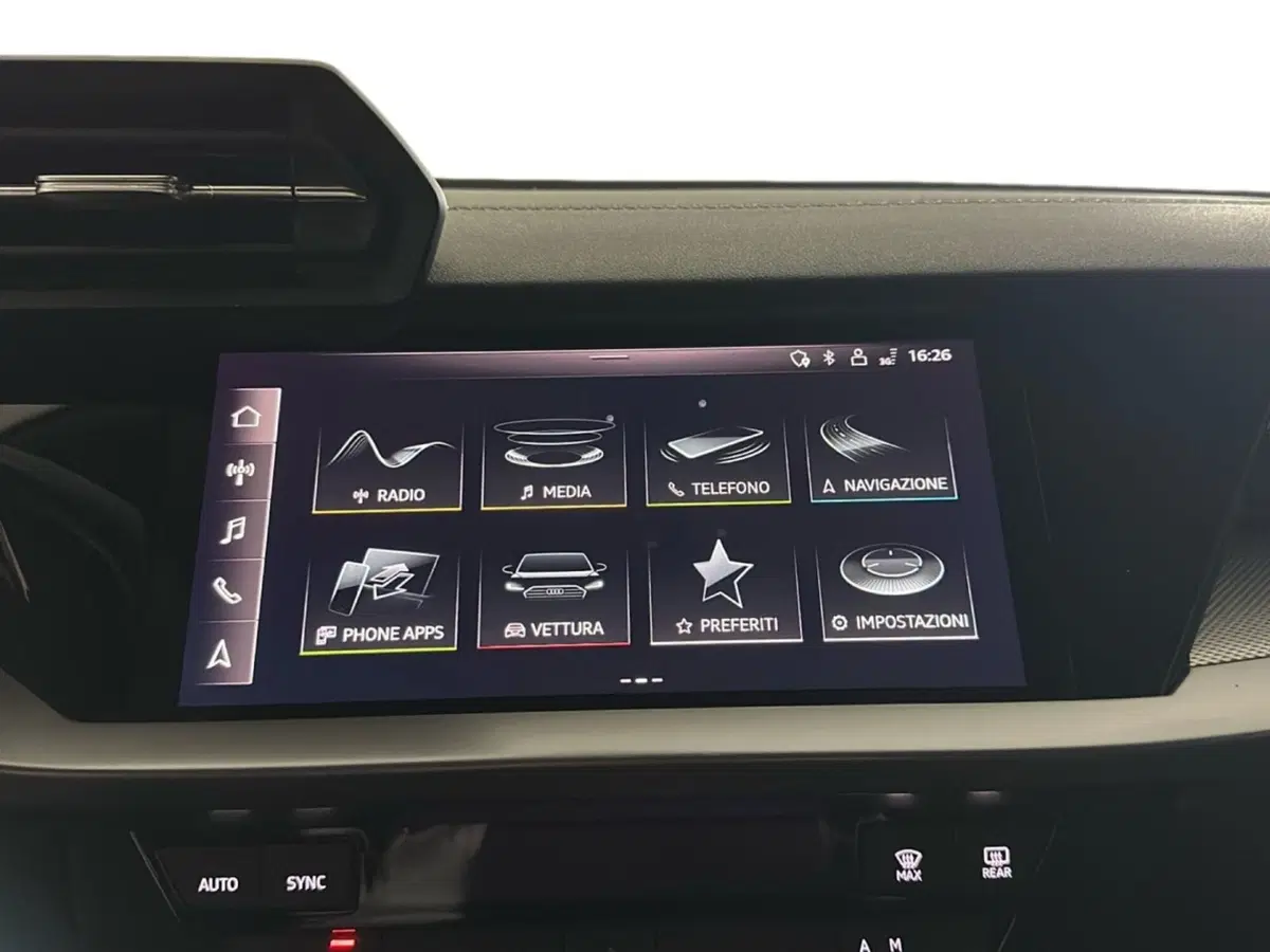 Audi A3 Sportback usata a Napoli (13)