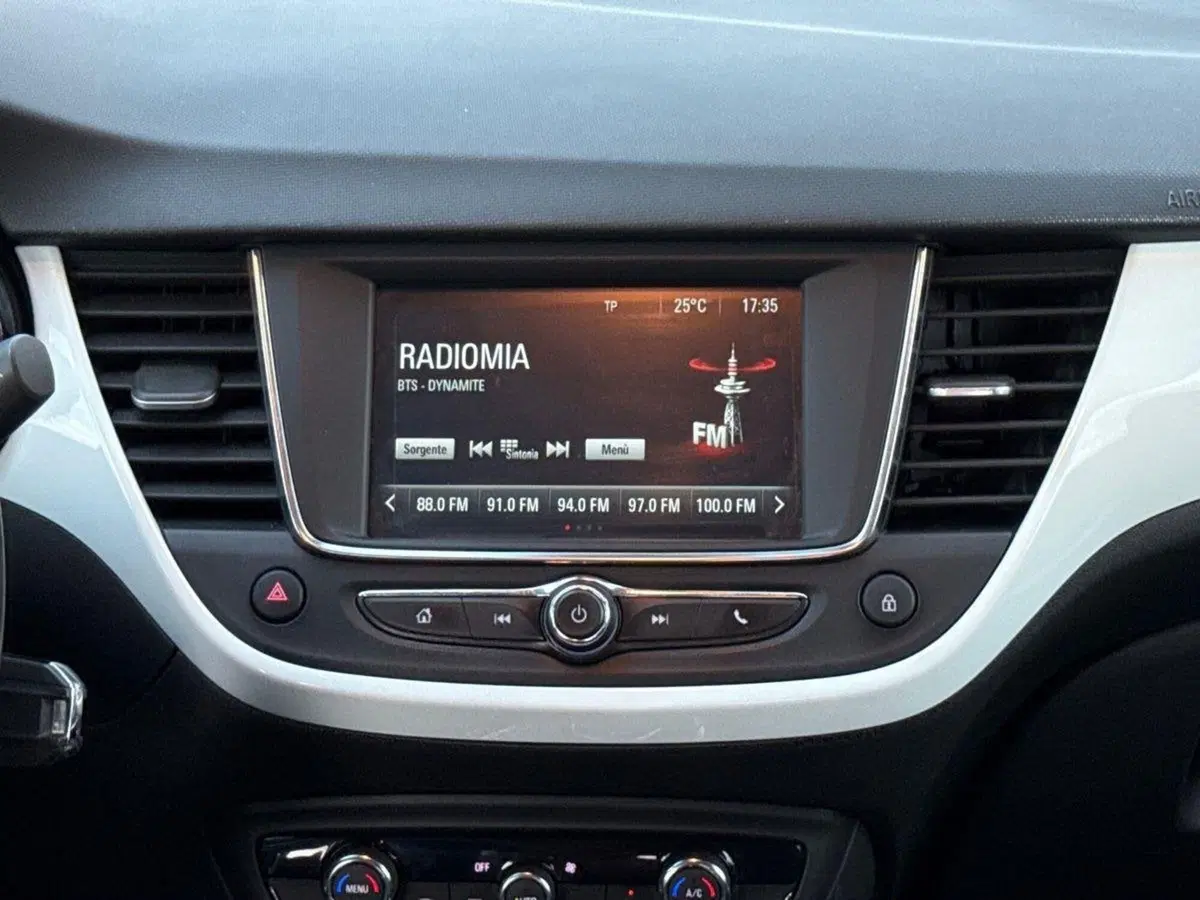 Opel Crossland usata a Palermo (16)