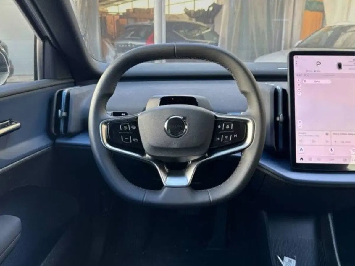VOLVO Veicoli Commerciali EX30 nuova a Palermo (7)