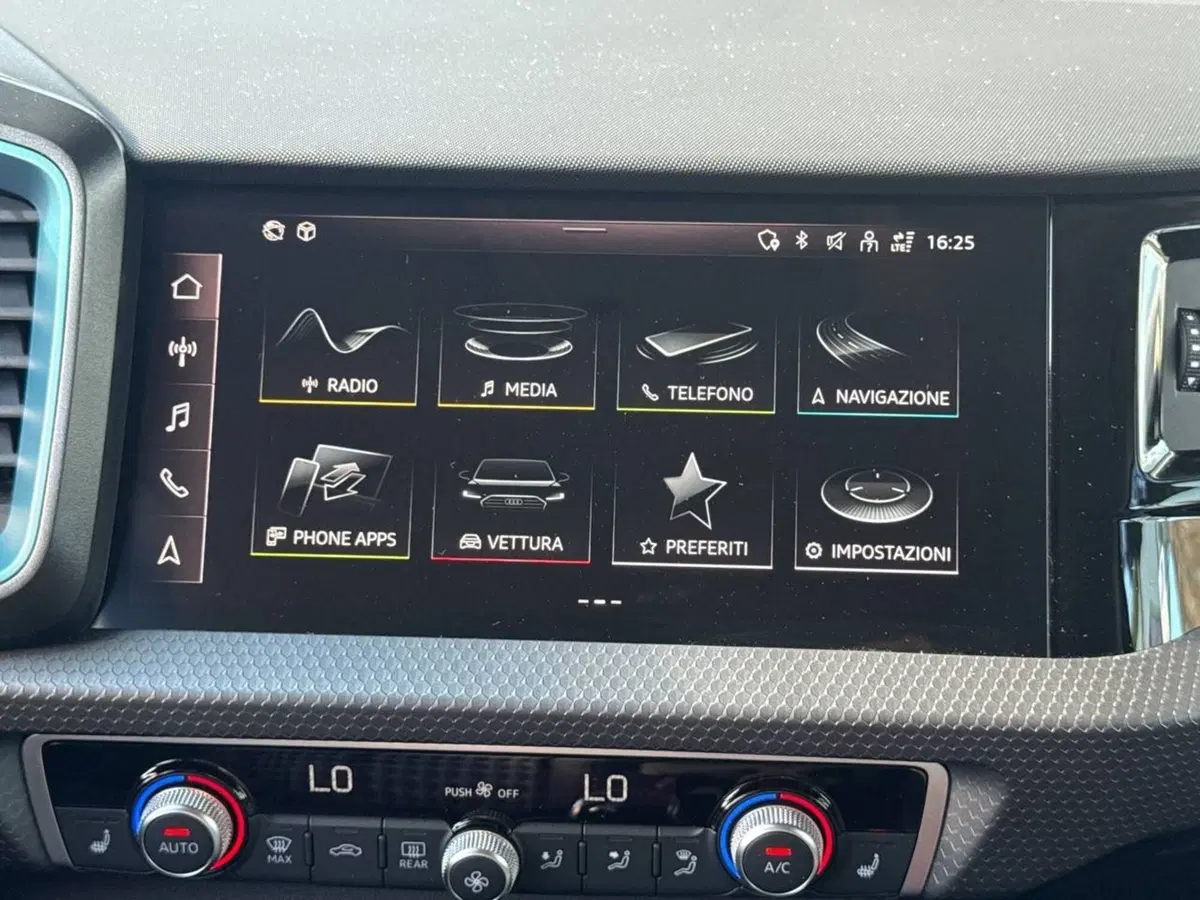 Audi A1 allstreet usata a Palermo (13)