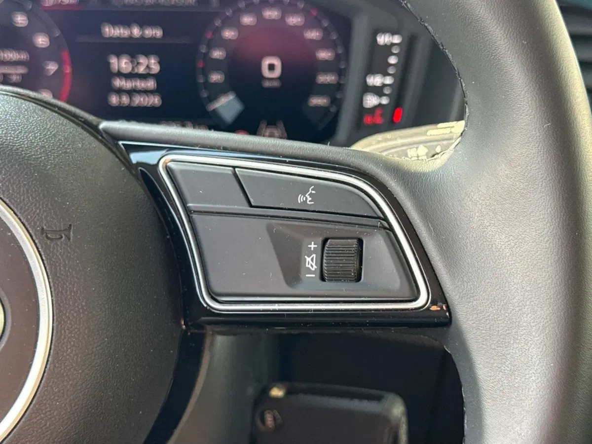 Audi A1 allstreet usata a Palermo (15)
