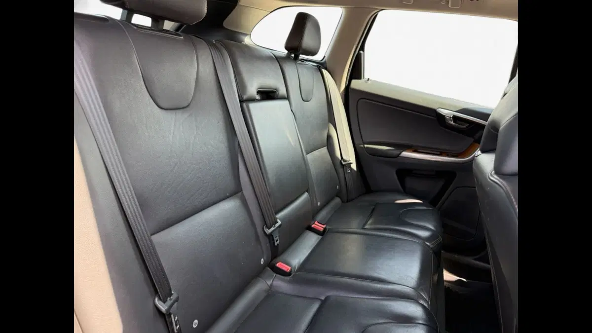 Volvo XC60 usata a Palermo (6)