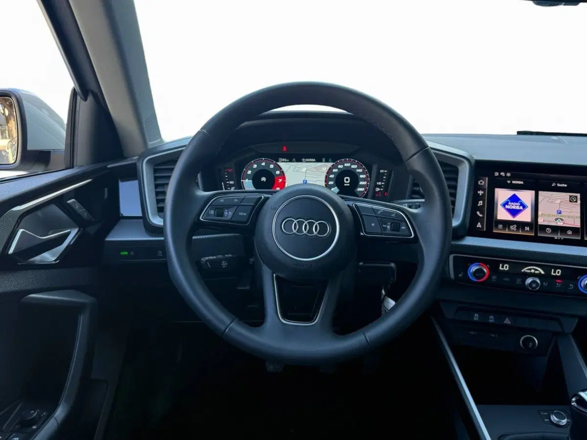 Audi A1 allstreet usata a Palermo (11)