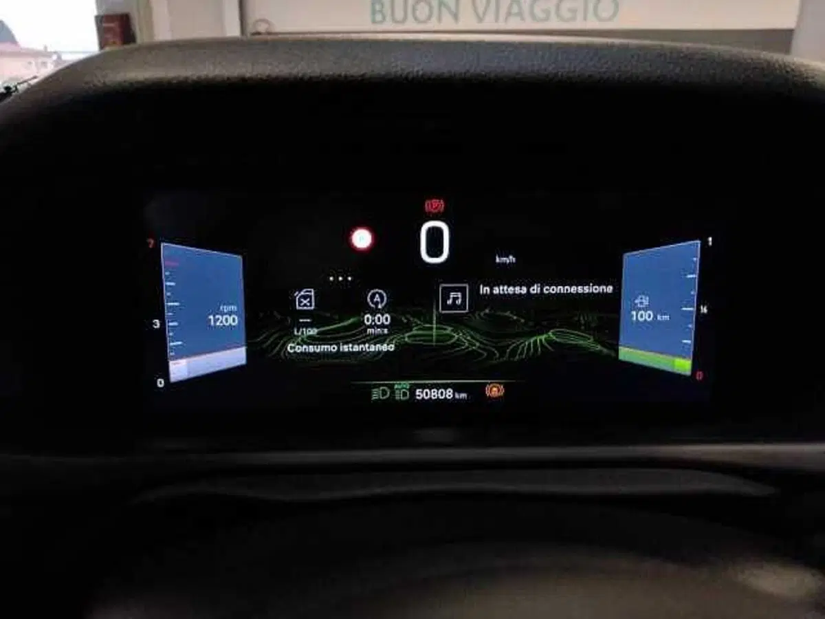 Jeep Avenger usata a Milano (17)