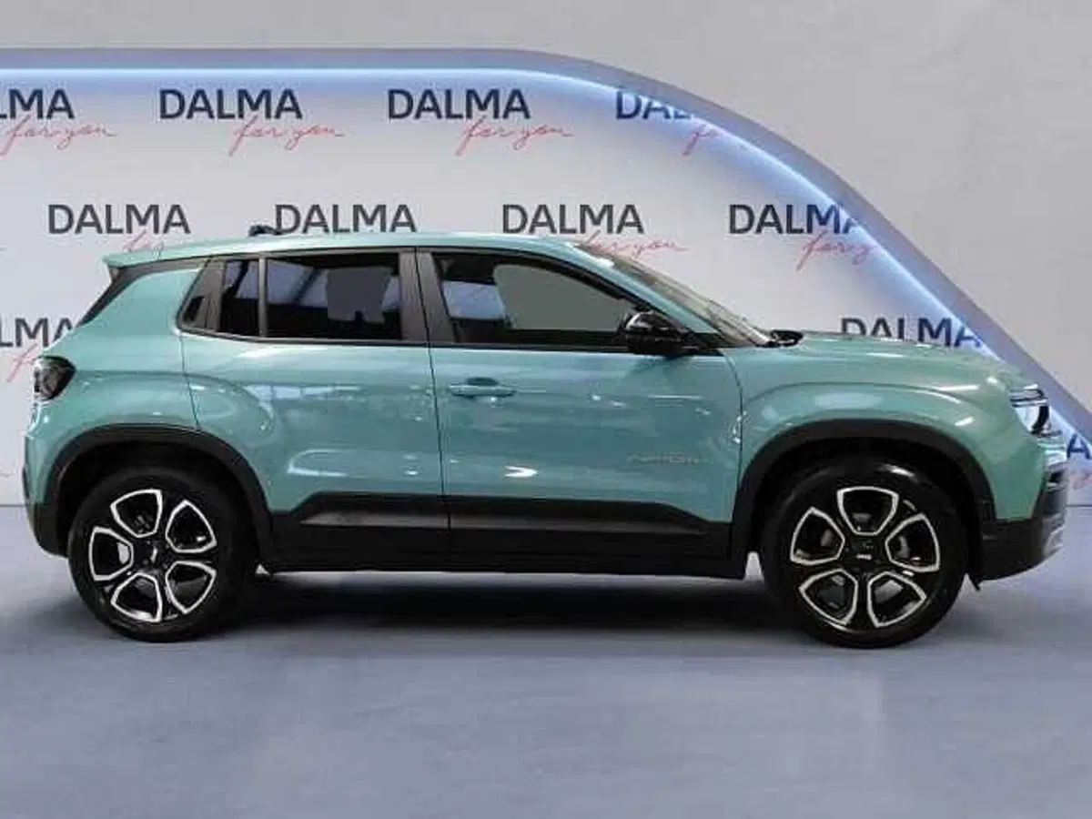 Jeep Avenger usata a Milano (6)