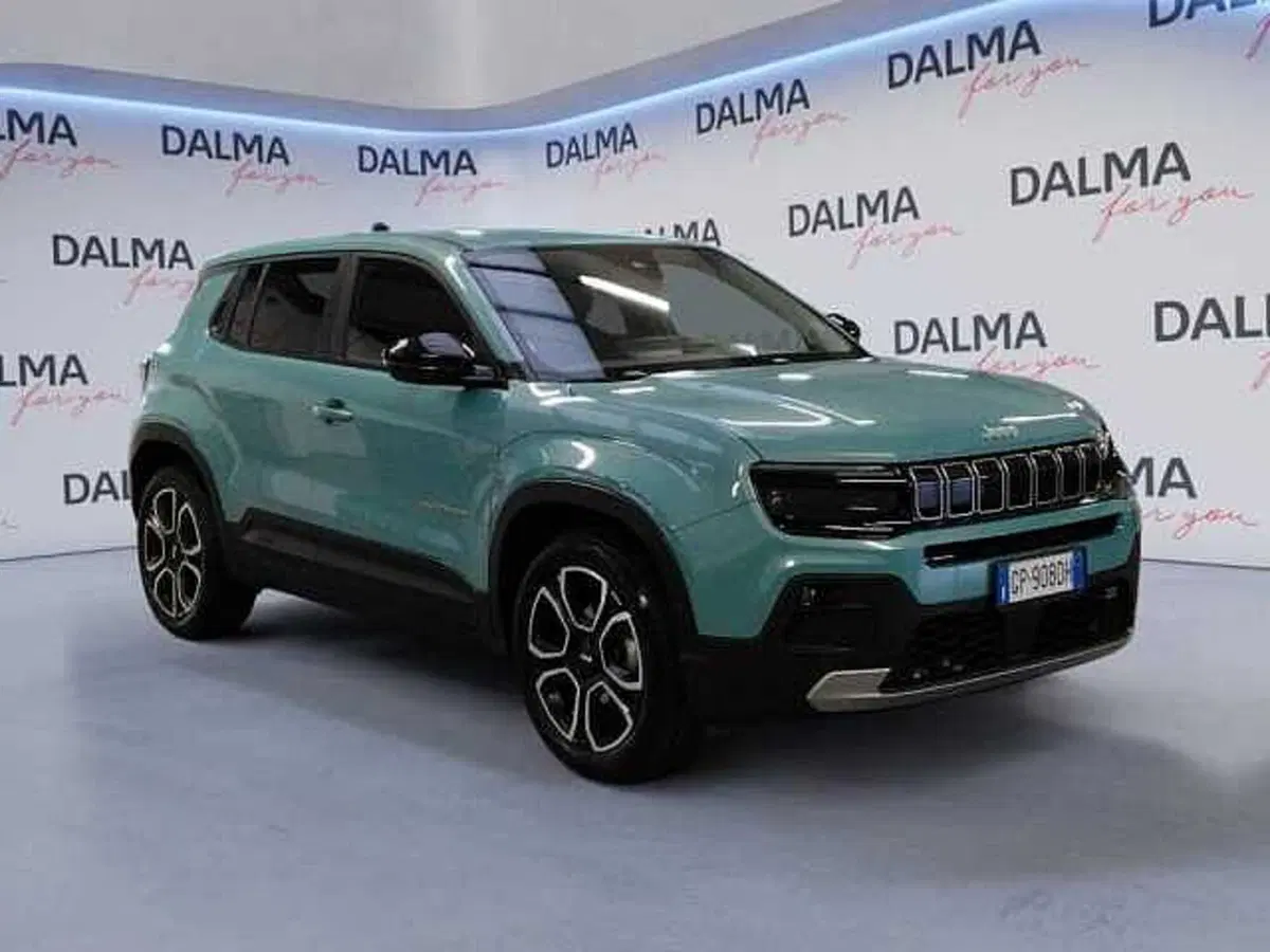 Jeep Avenger usata a Milano (7)