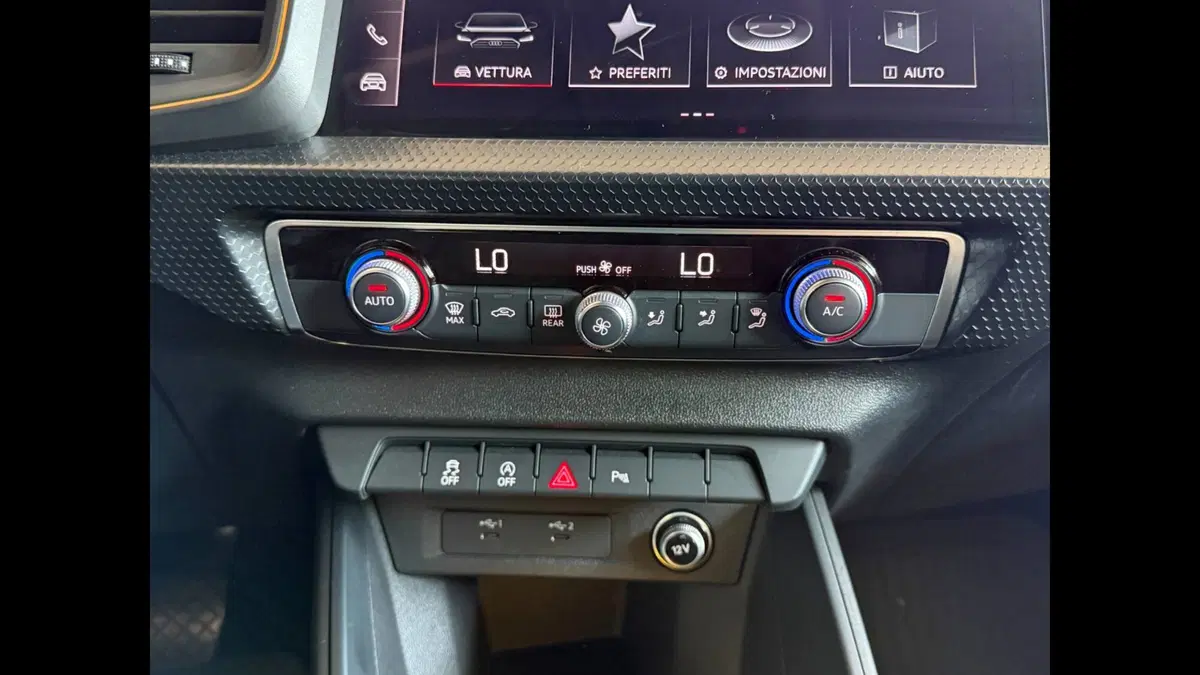 Audi A1 allstreet usata a Palermo (13)