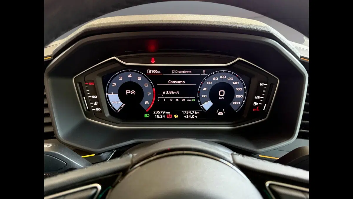 Audi A1 allstreet usata a Palermo (7)