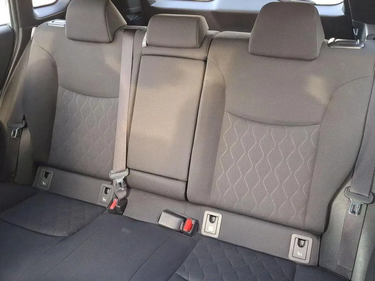 Toyota Corolla Cross Hybrid usata a Roma (11)