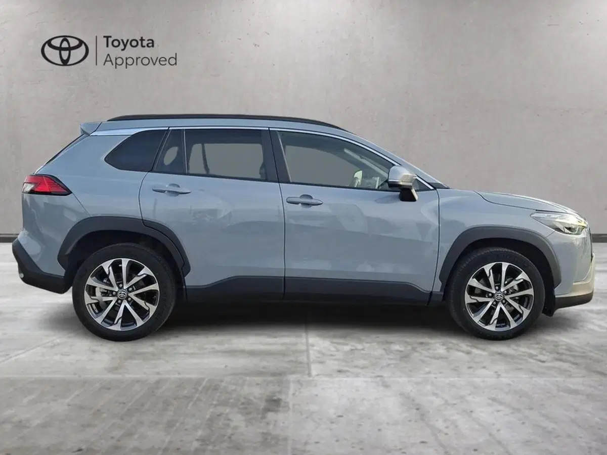 Toyota Corolla Cross Hybrid usata a Roma (4)