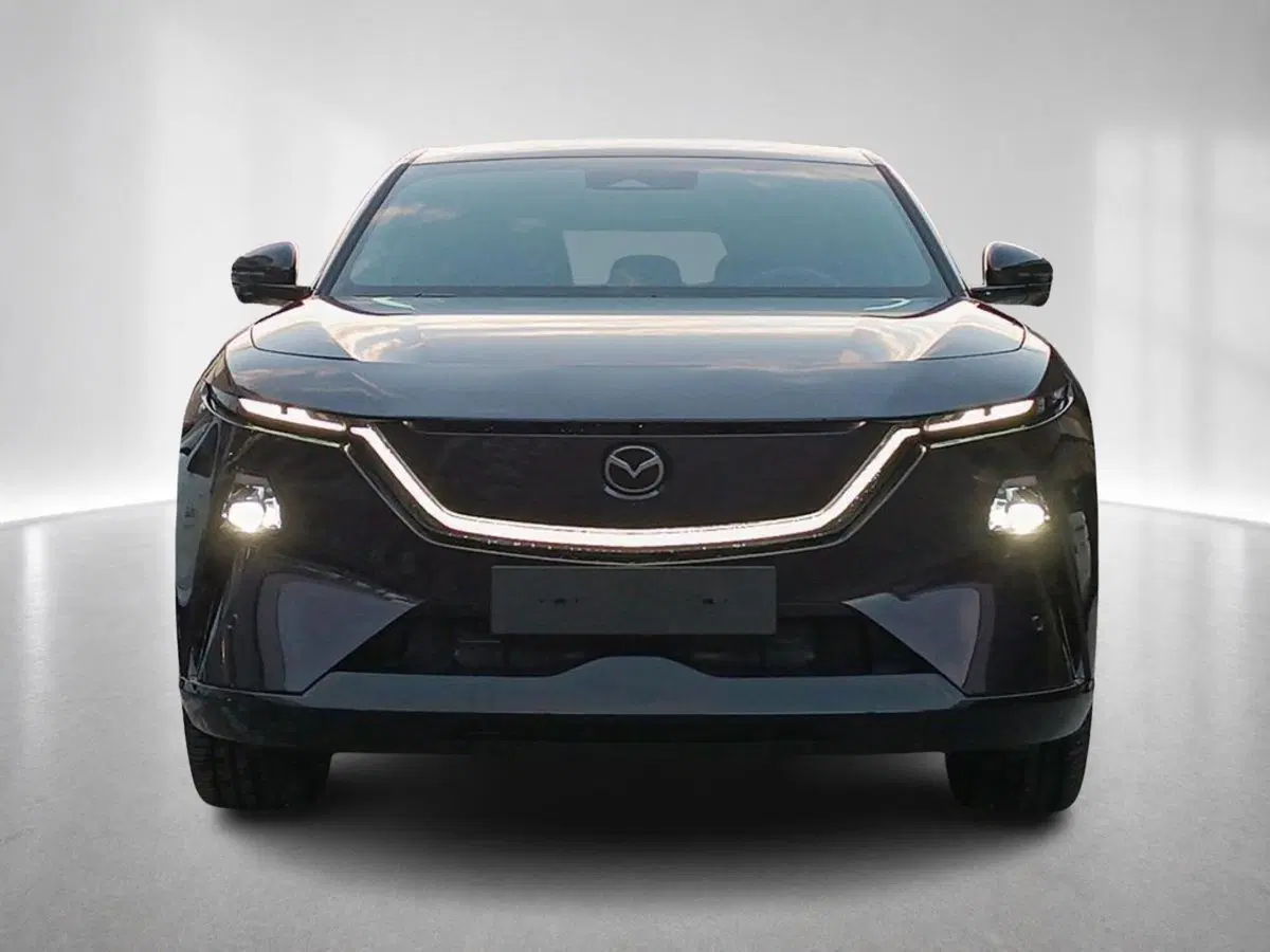 Mazda CX-6e nuova a Ravenna (8)