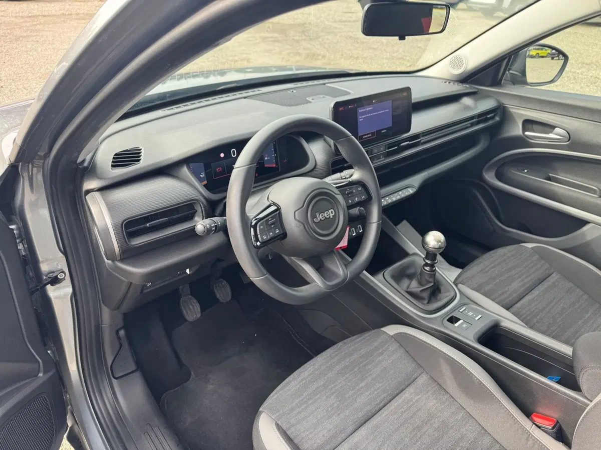 Jeep Avenger usata a Monza e Brianza (13)