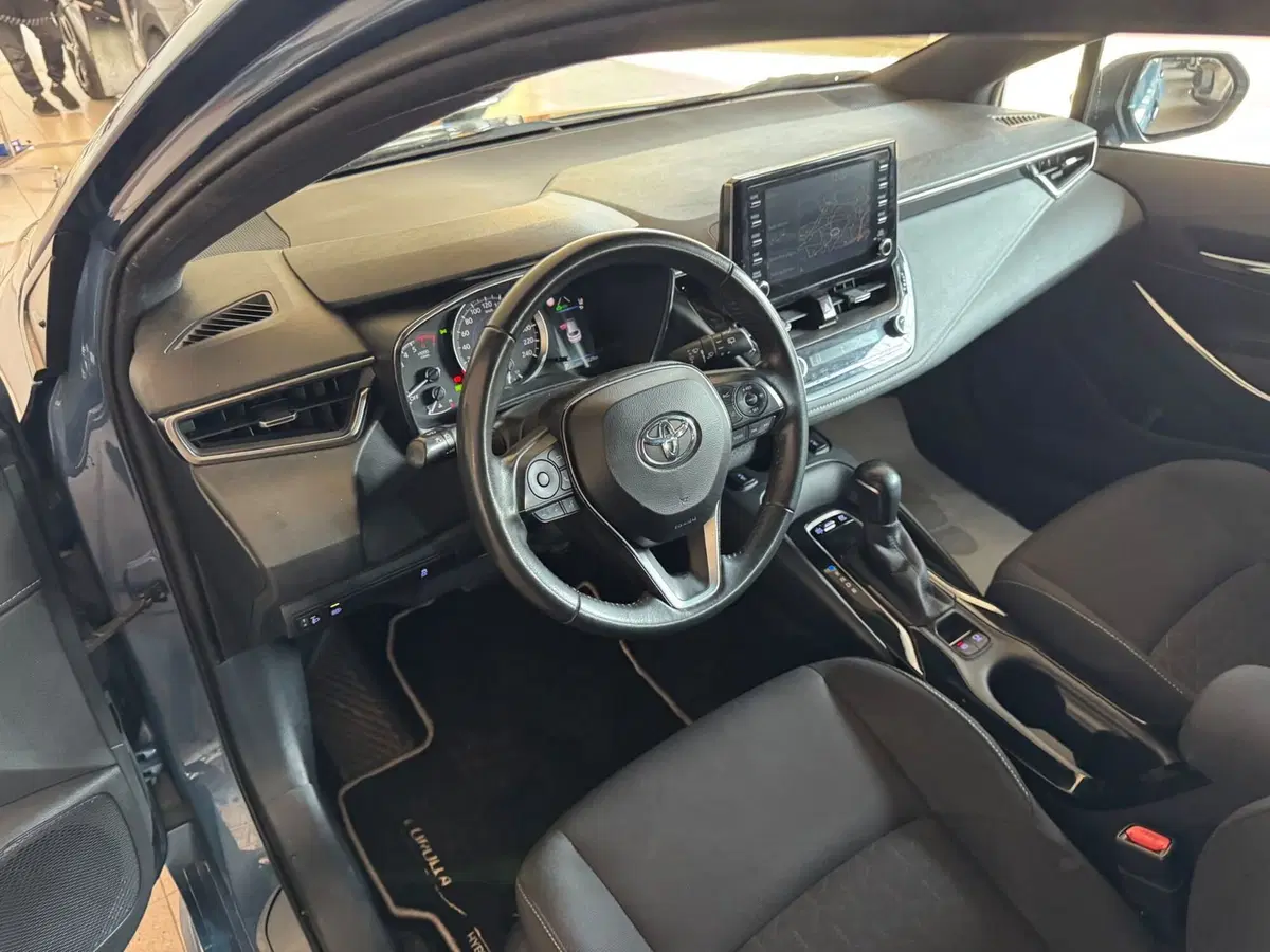 Toyota Corolla Touring Sports usata a Monza e Brianza (12)