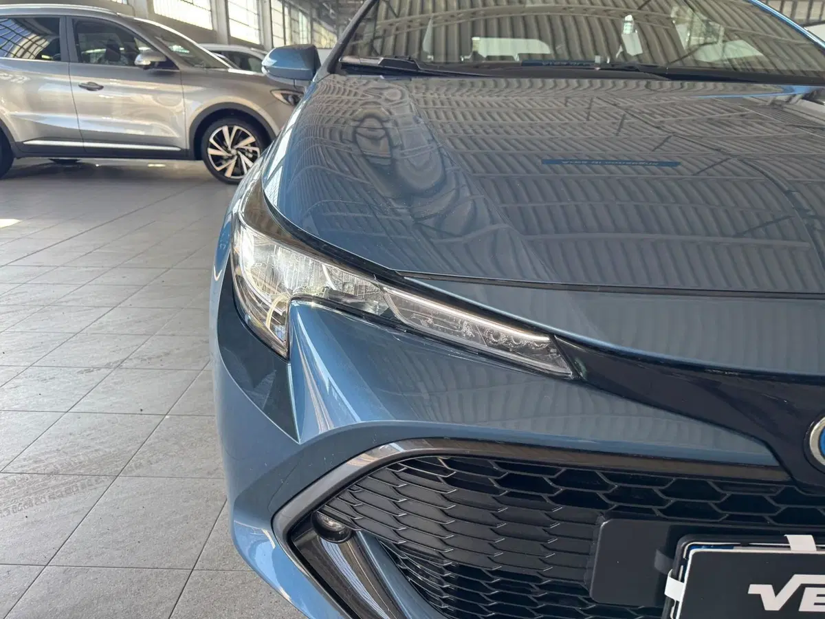 Toyota Corolla Touring Sports usata a Monza e Brianza (17)